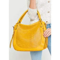 Angelica Hobo