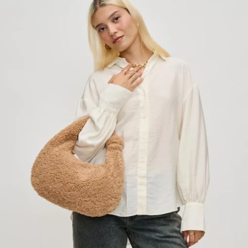 Charlene Hobo