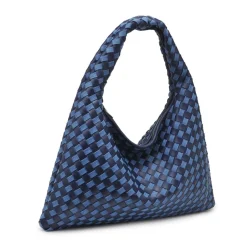 Leah Hobo