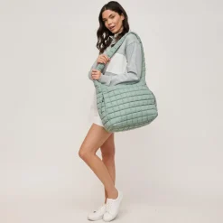 Leda Hobo