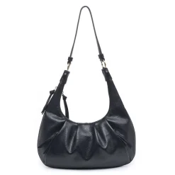 Leora Hobo