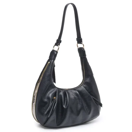Leora Hobo