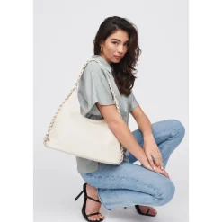 Martha Hobo