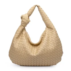 Vanessa Hobo