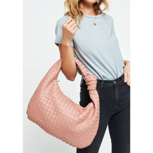Vanessa Hobo